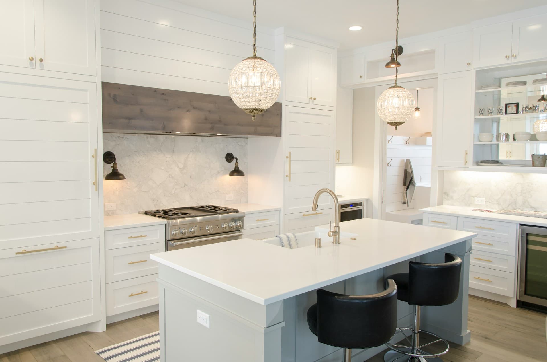 Modern dark kitchen cabinets